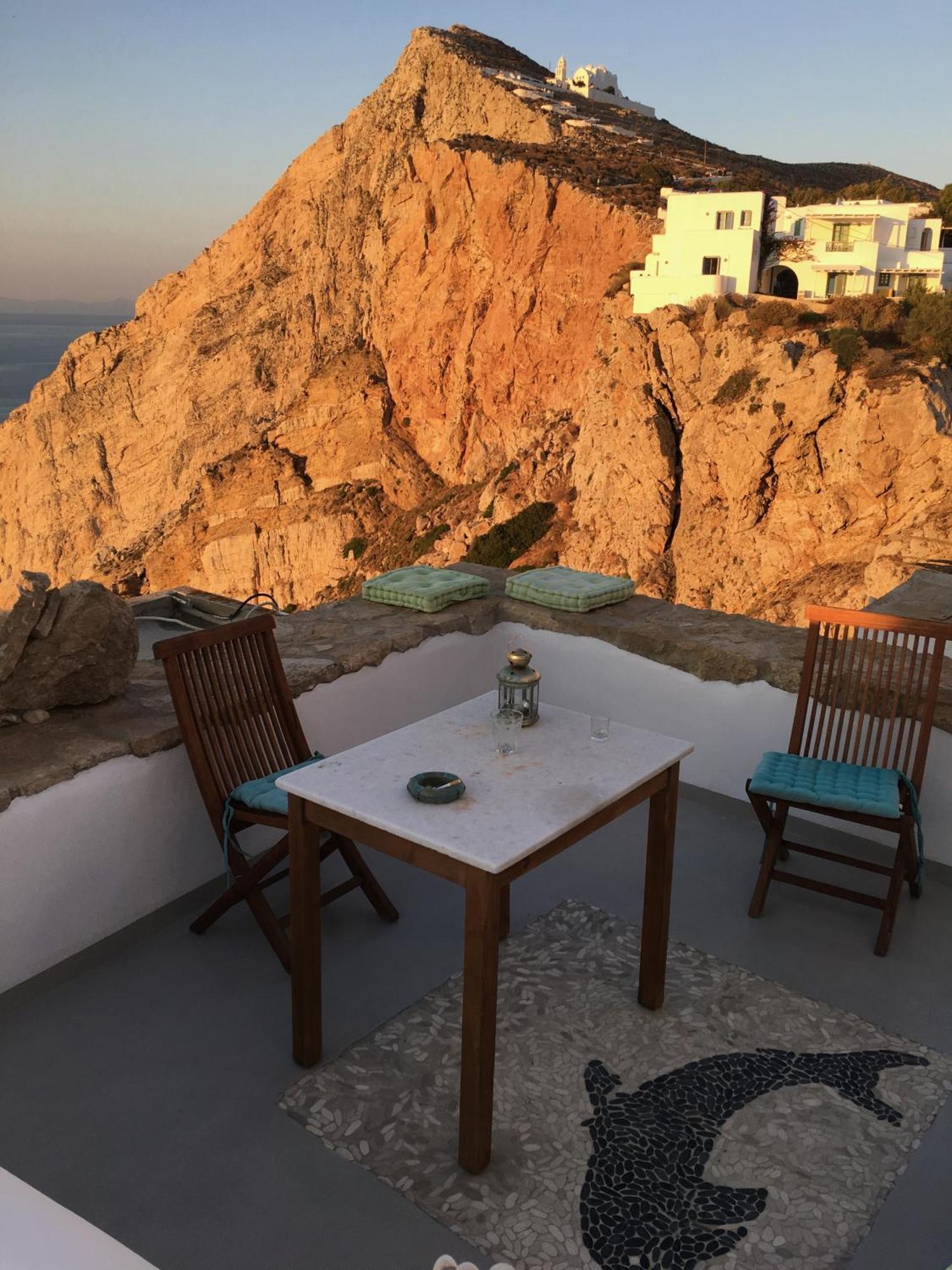 Folegandros-Cliffhouse Villa Exterior foto